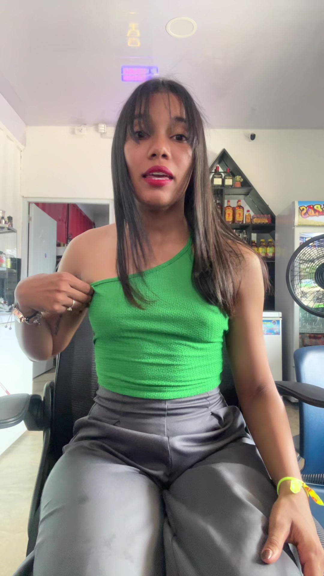 @️