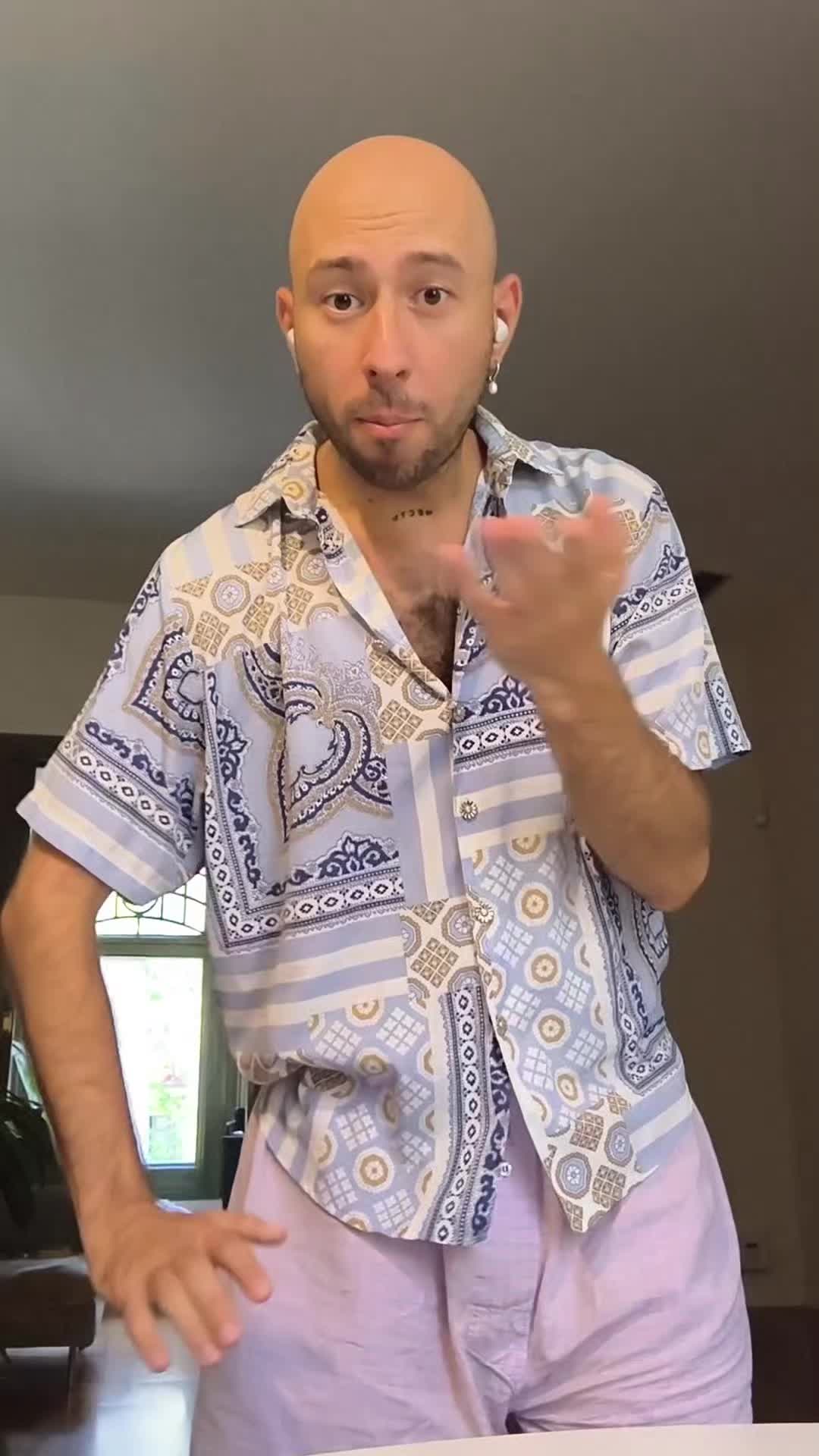 @Queerorama