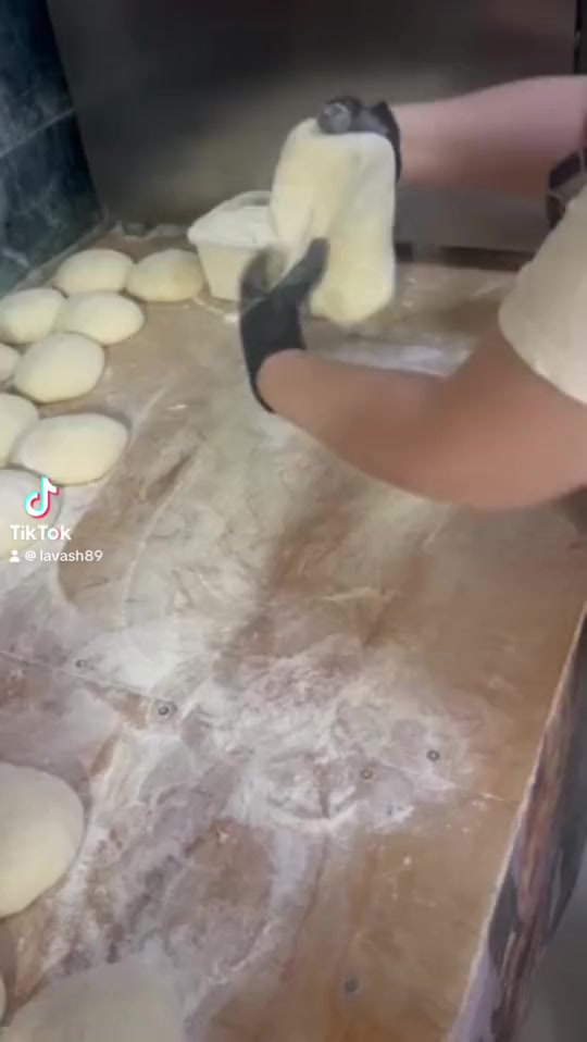 @грузинська випічка