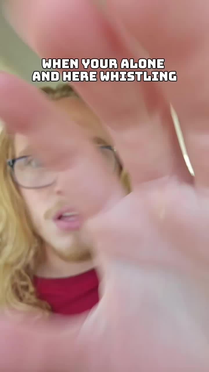 @GoldieGl0cks