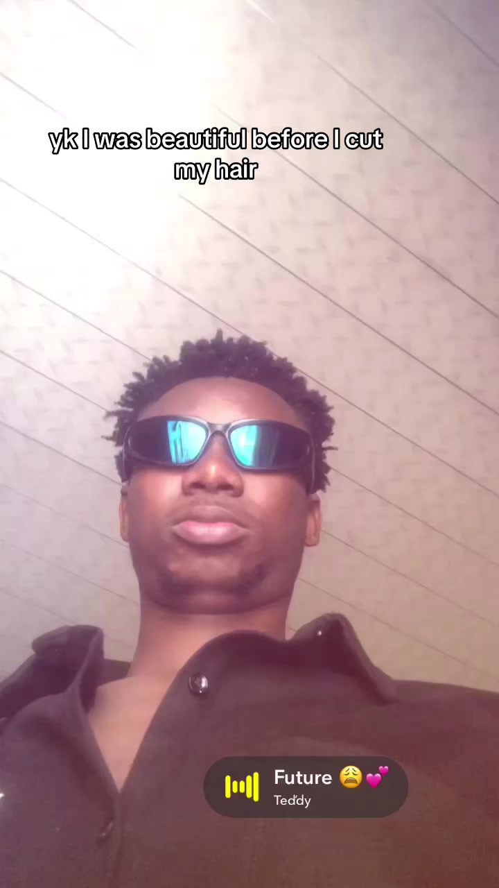 @ÁLÁŃÍ🖤🦍