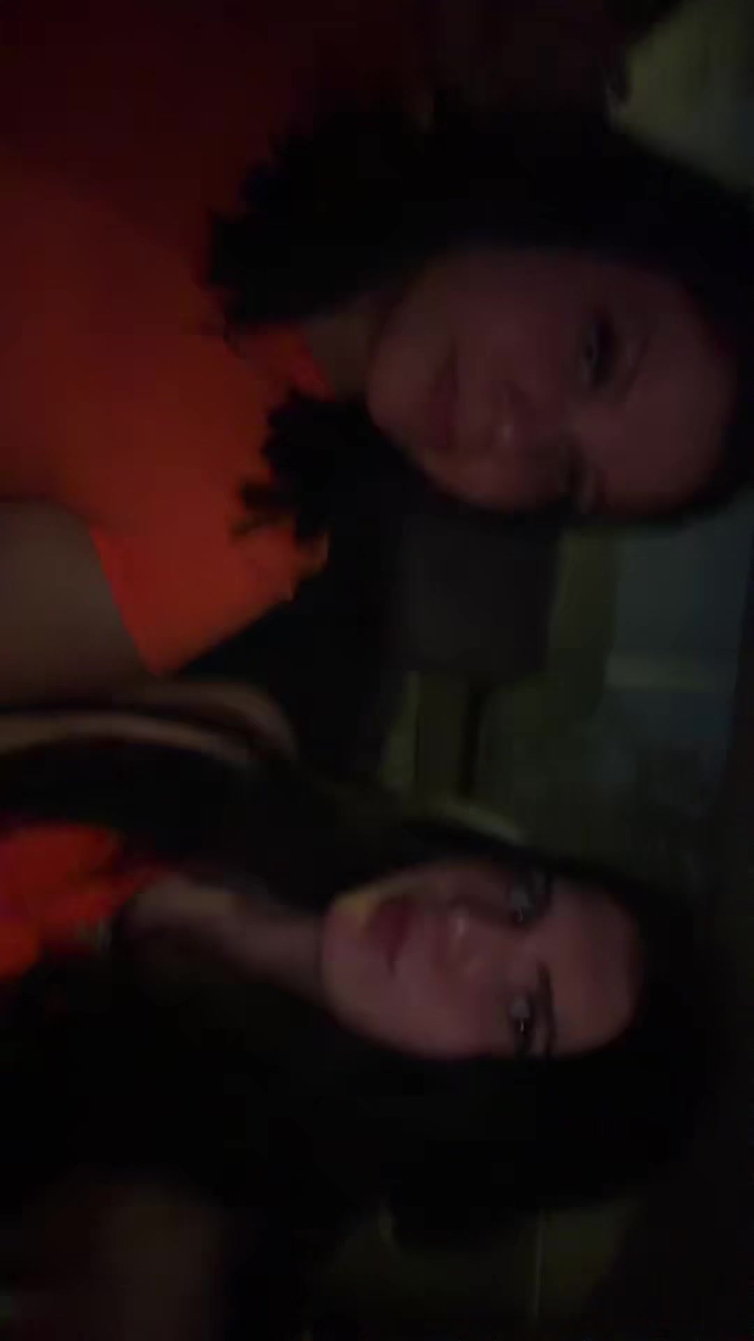 @Mia
