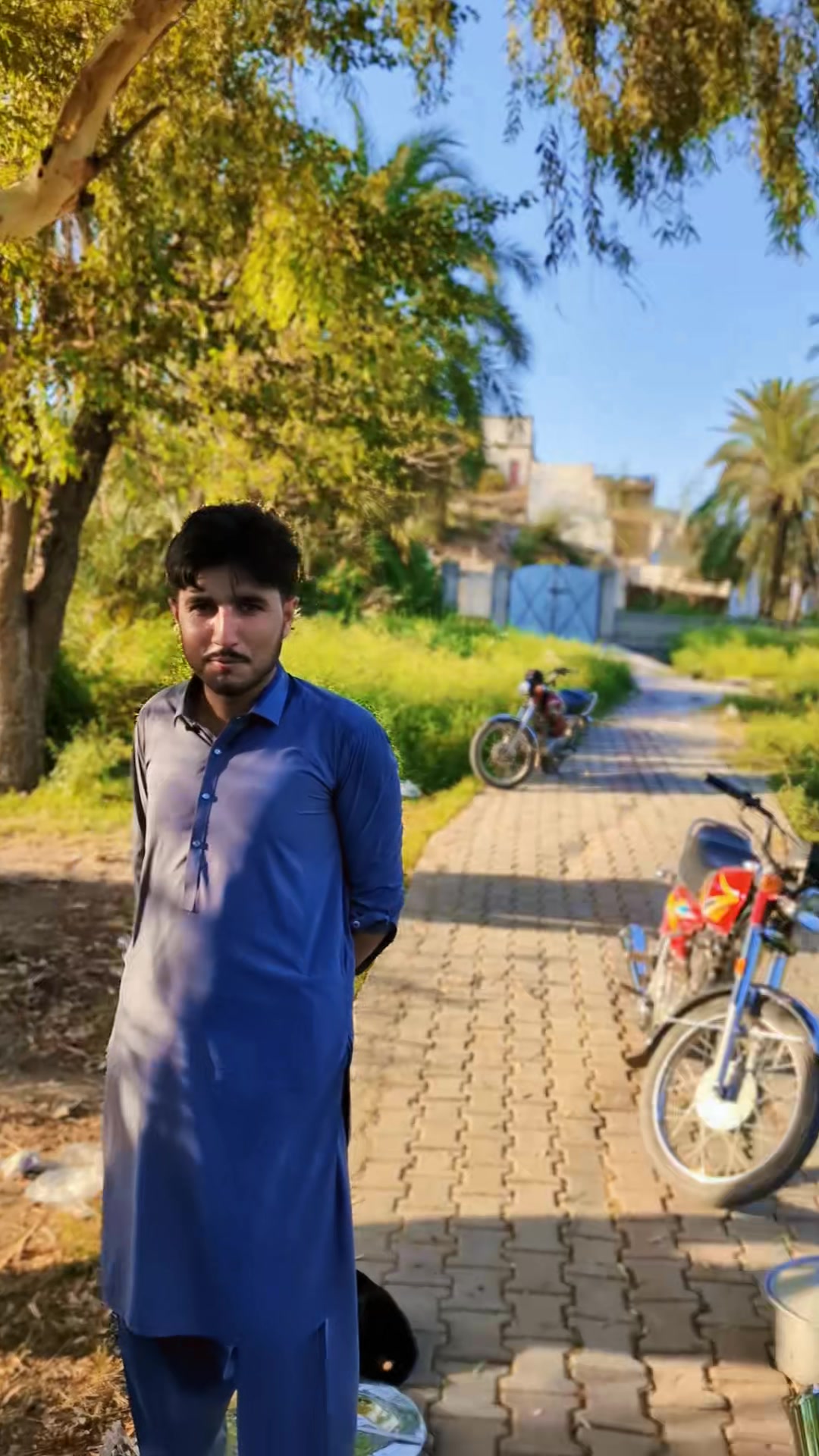 @👑SHAH JALIL👑
