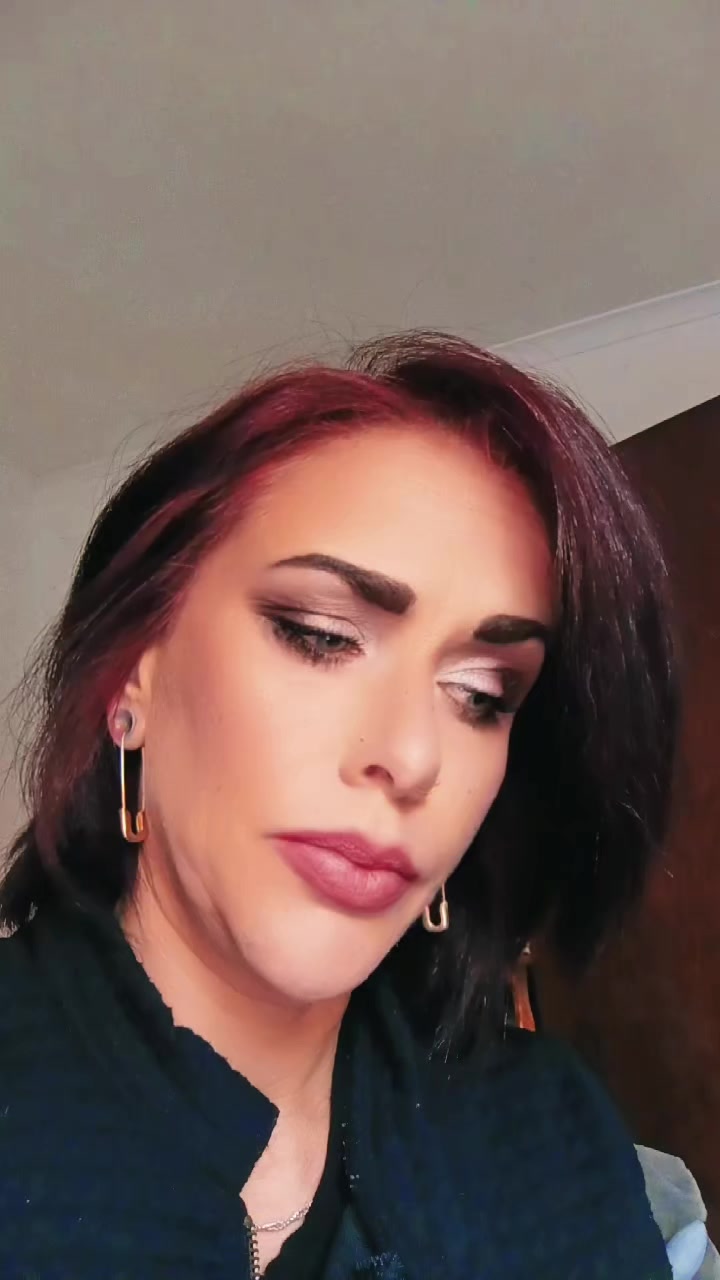 @Kat_ Landry_
