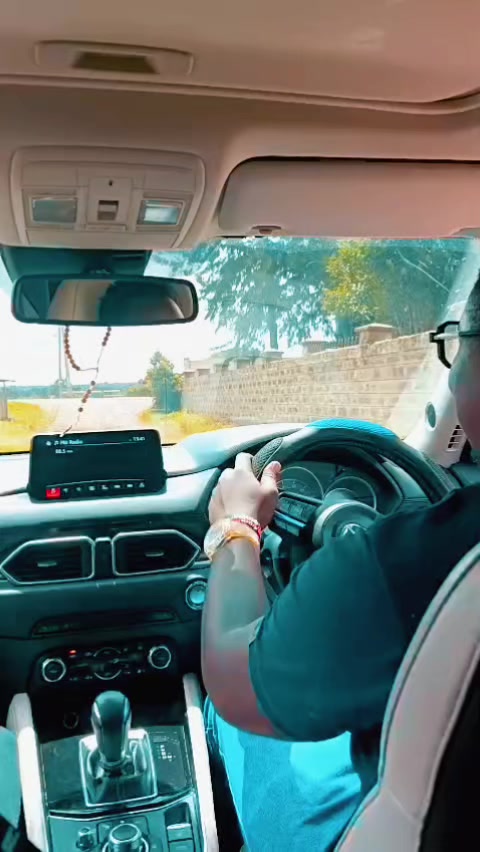 @Elvis | Creative