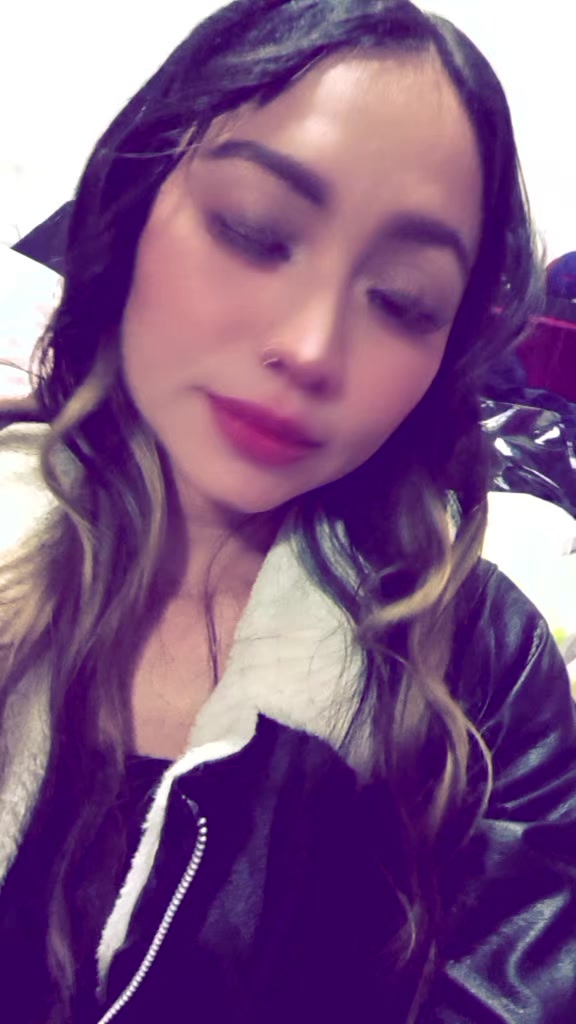 @🐇helenn Olguin 😘🖤