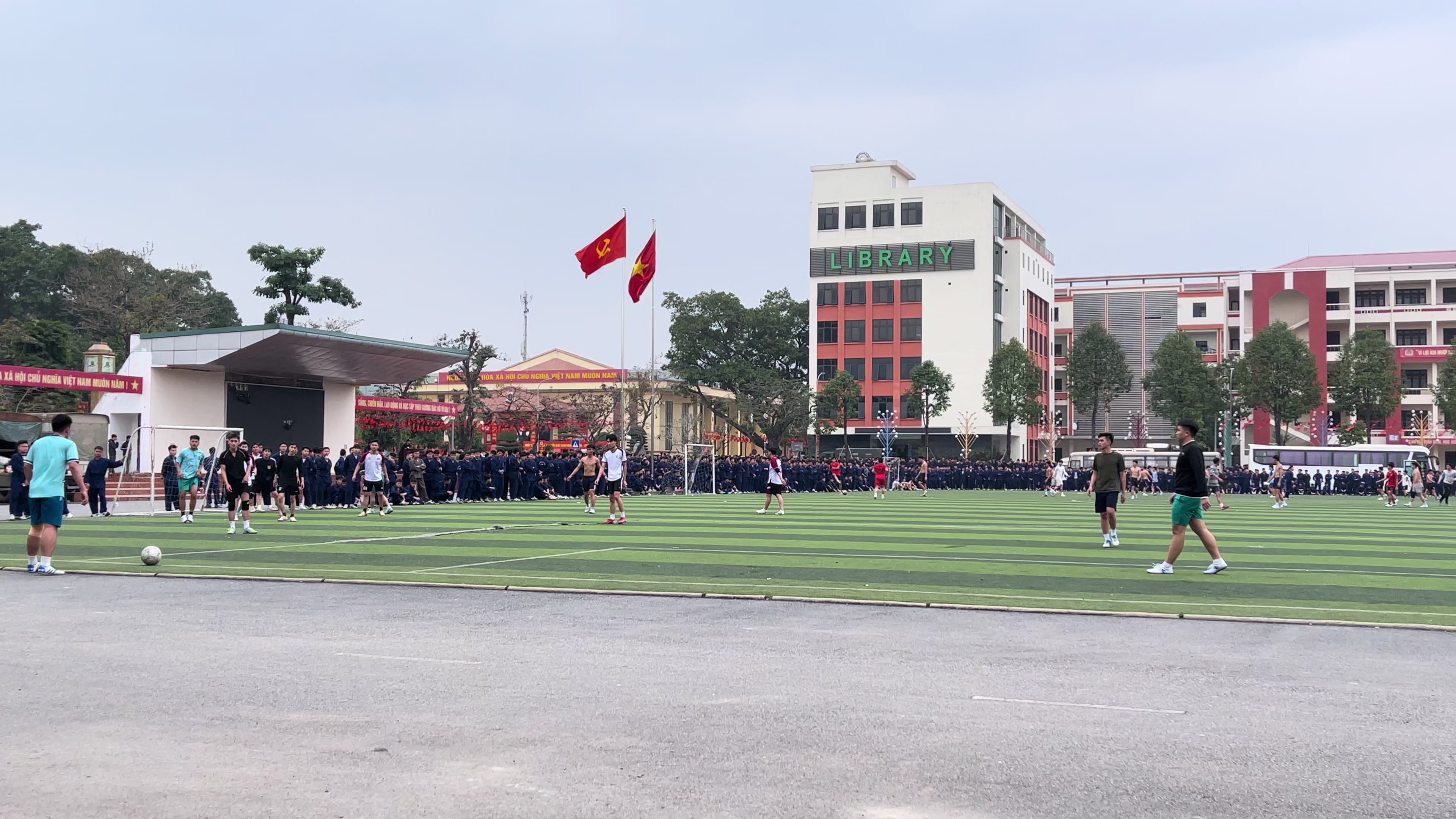 @Quyềnn