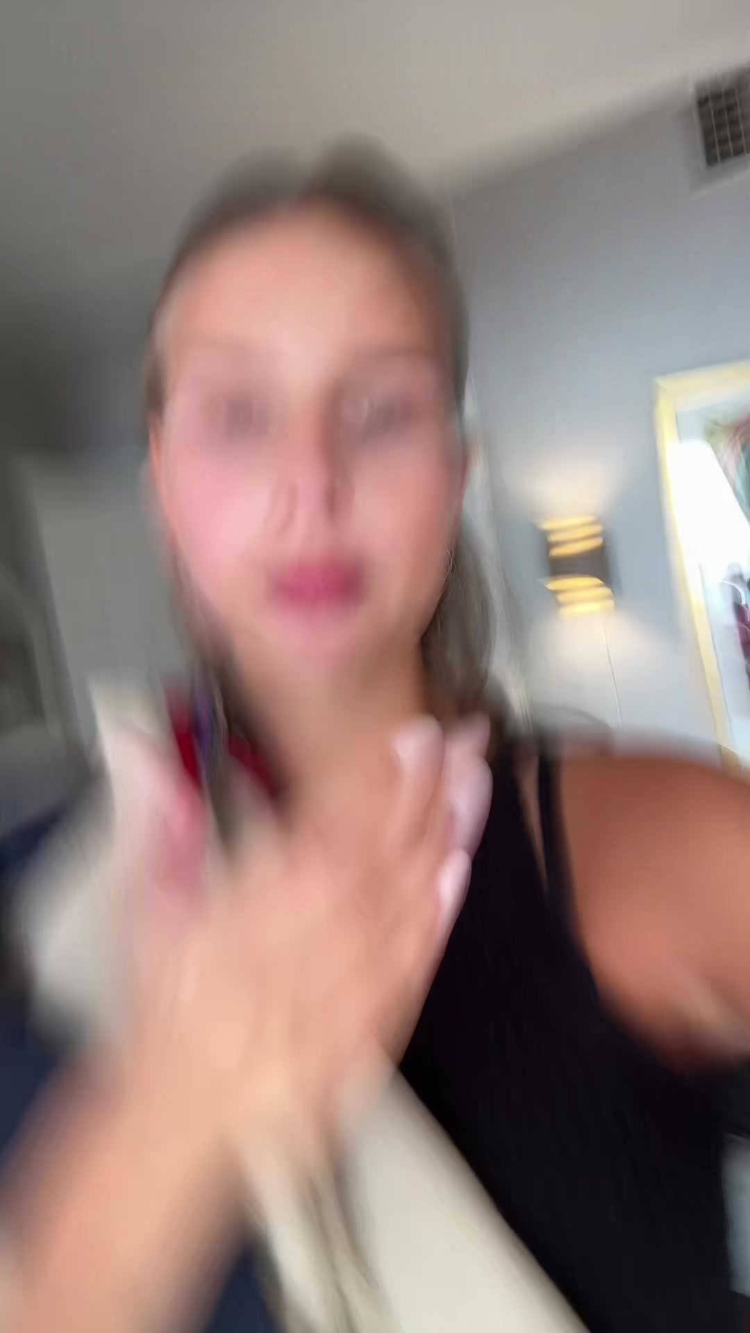 @Lunamarkovic