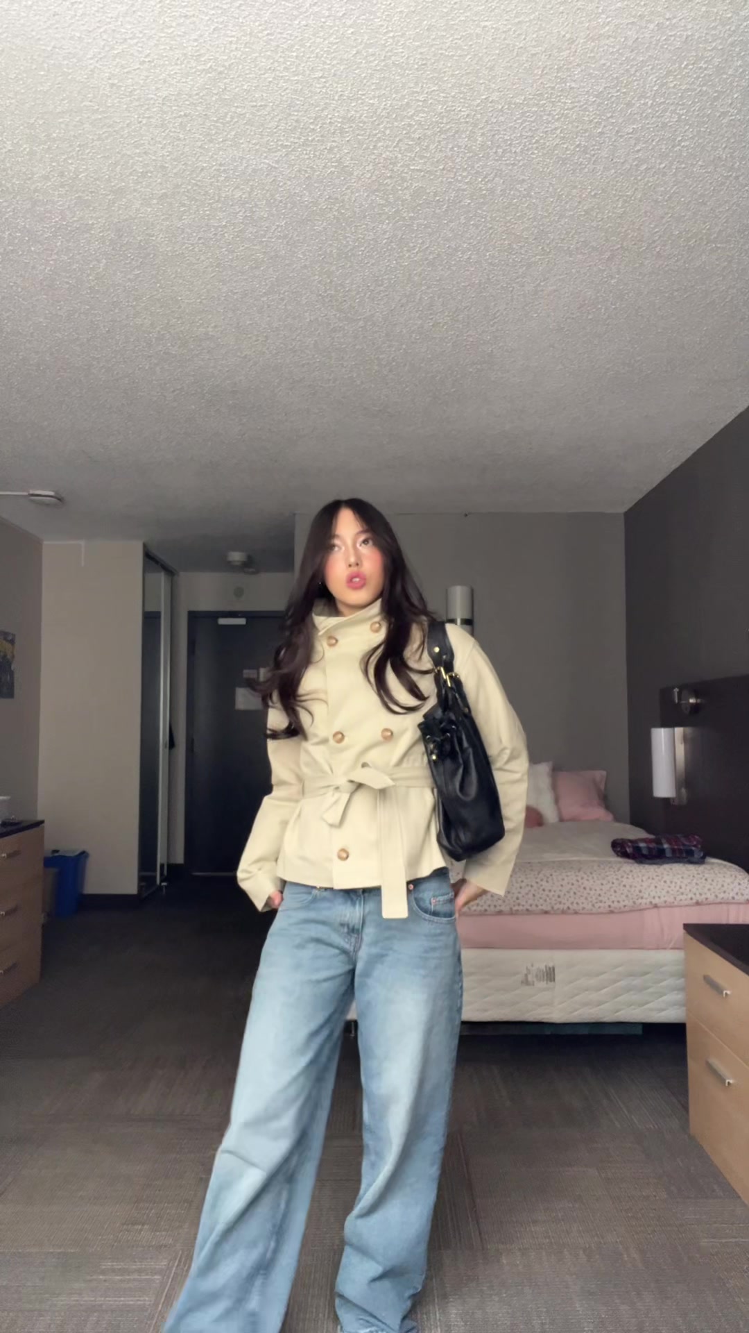 @Ana&euml;lle