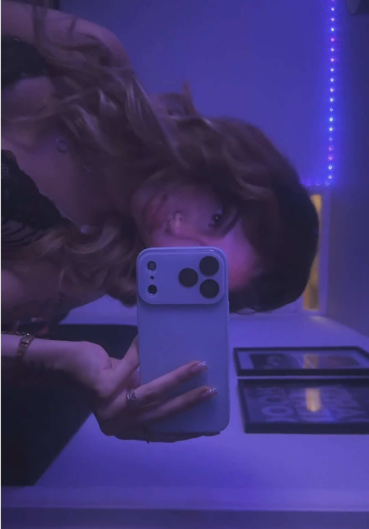 @ℰ𝓁𝒾𝓈ℯ 𝓍𝓍
