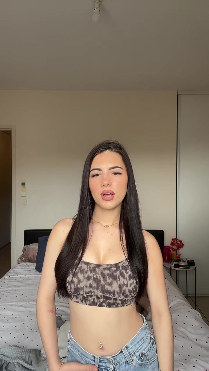 @أليسيا