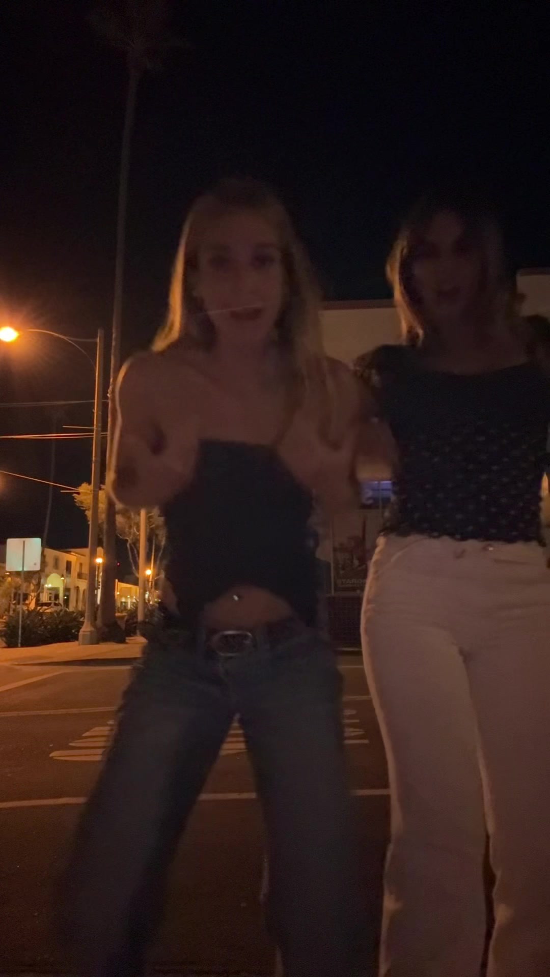 @kaitlinnn
