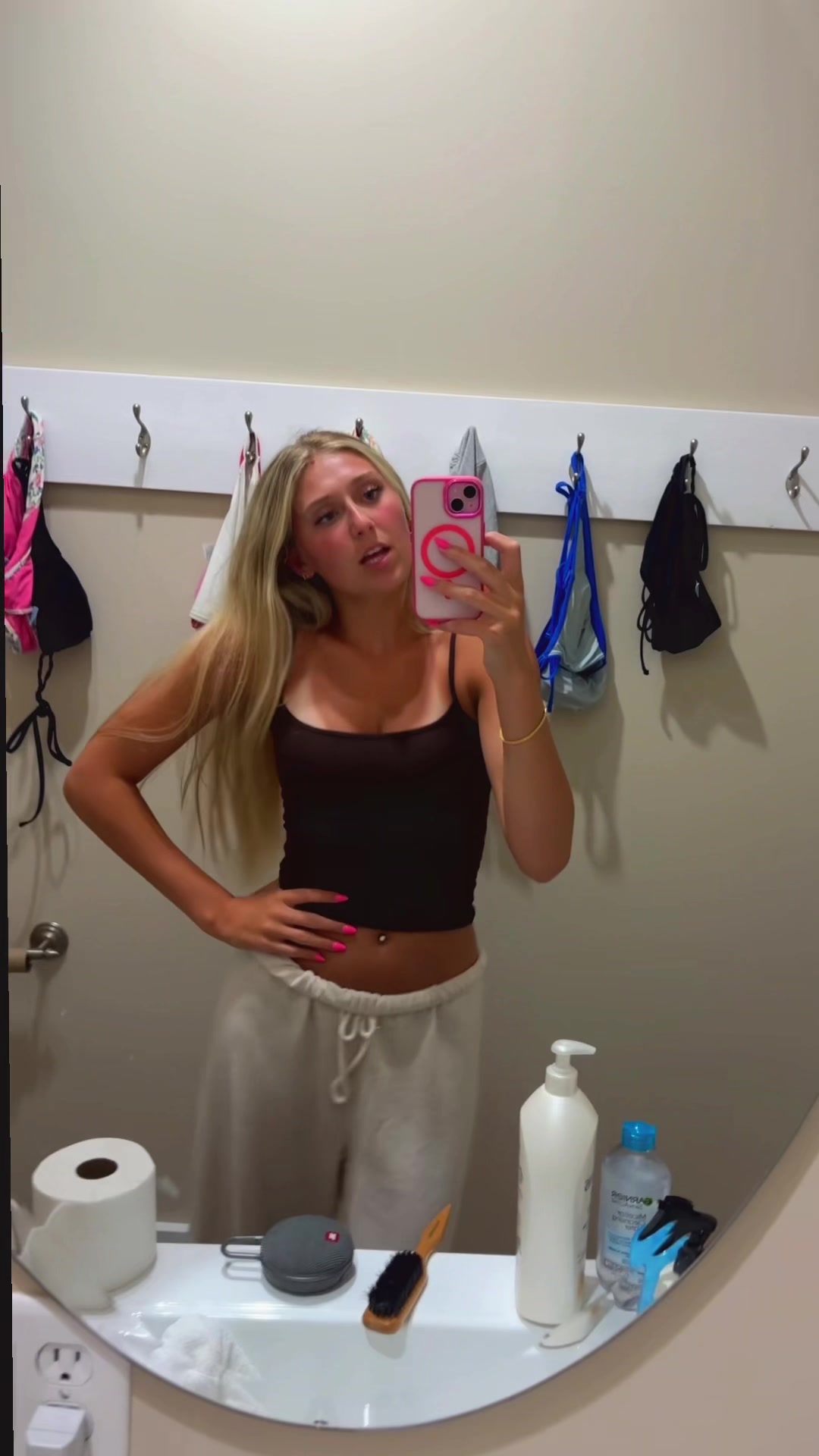 @Ella