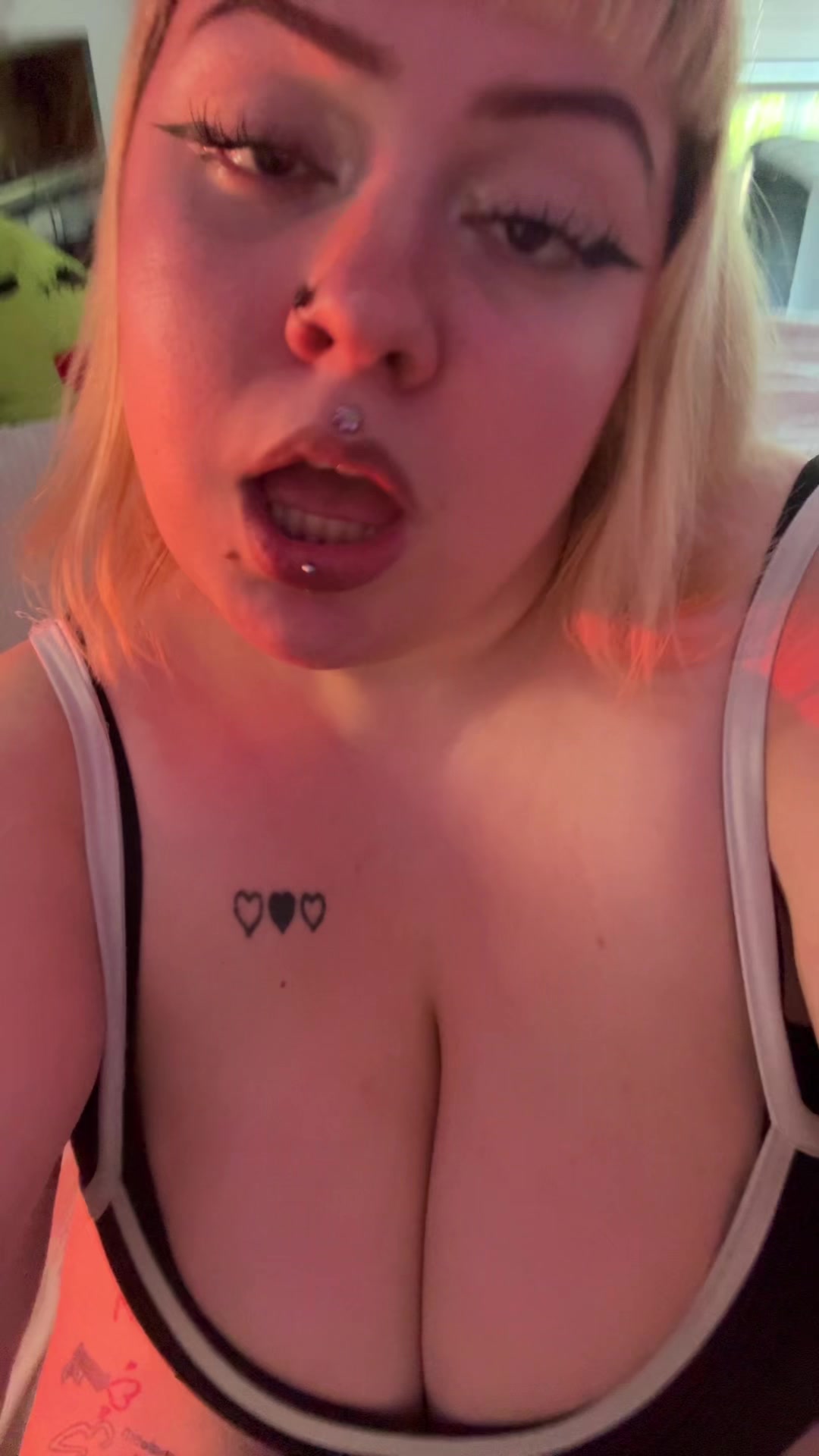 @shantellesworldd