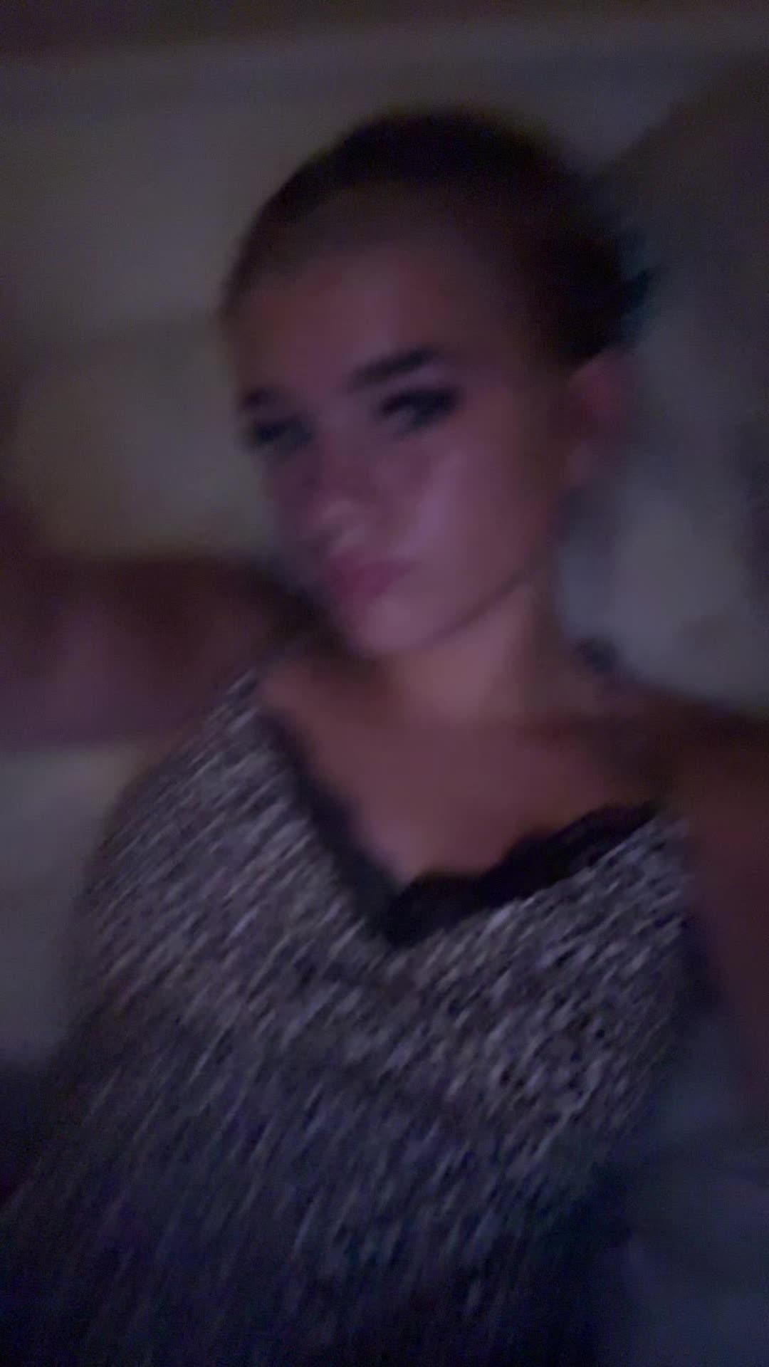 @serenandolivia