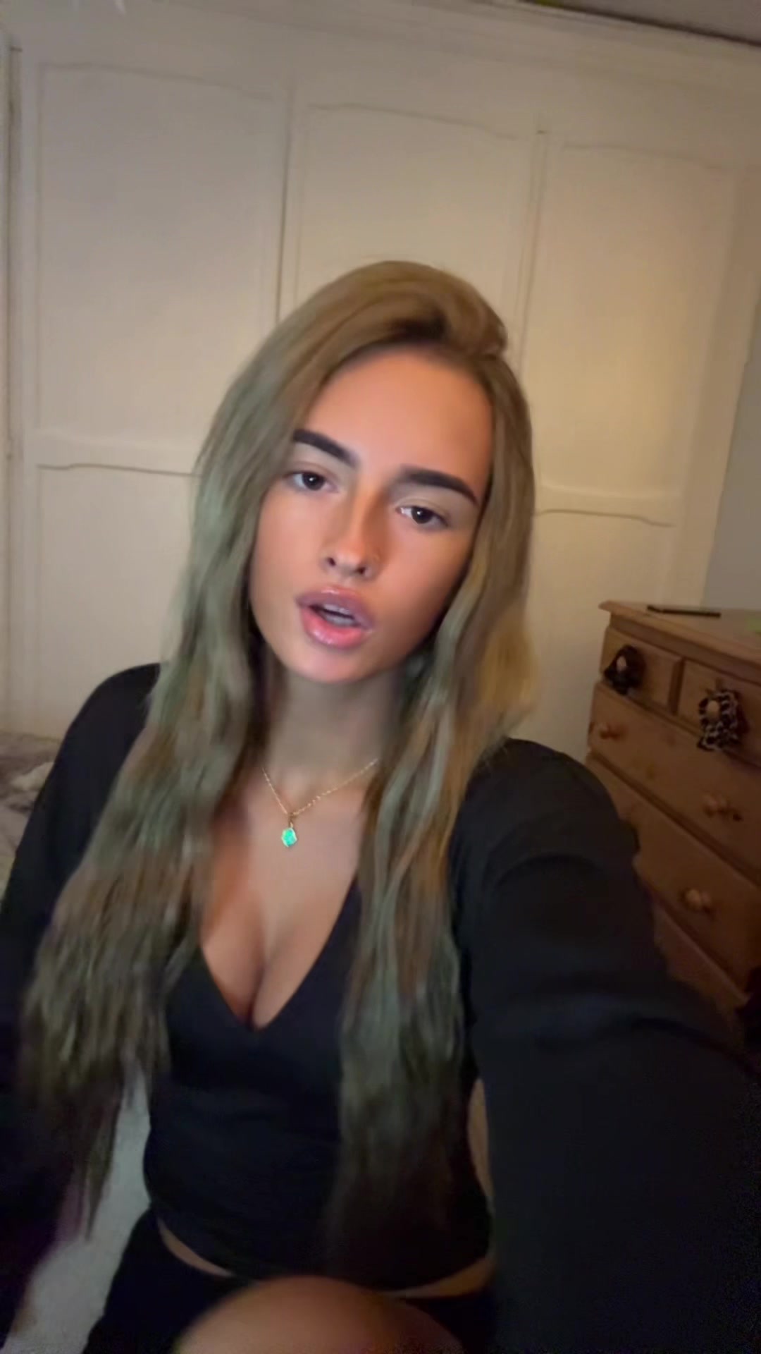 @user19911889247