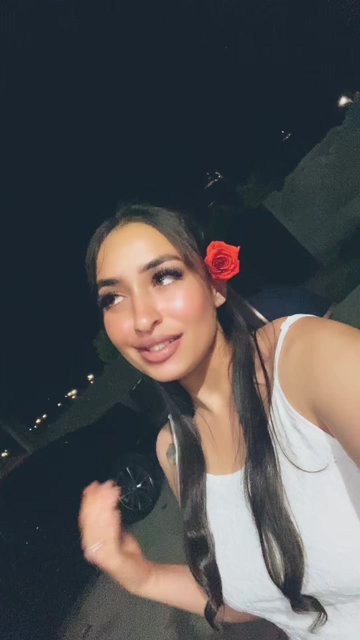 @Alina Aly 🖤💸