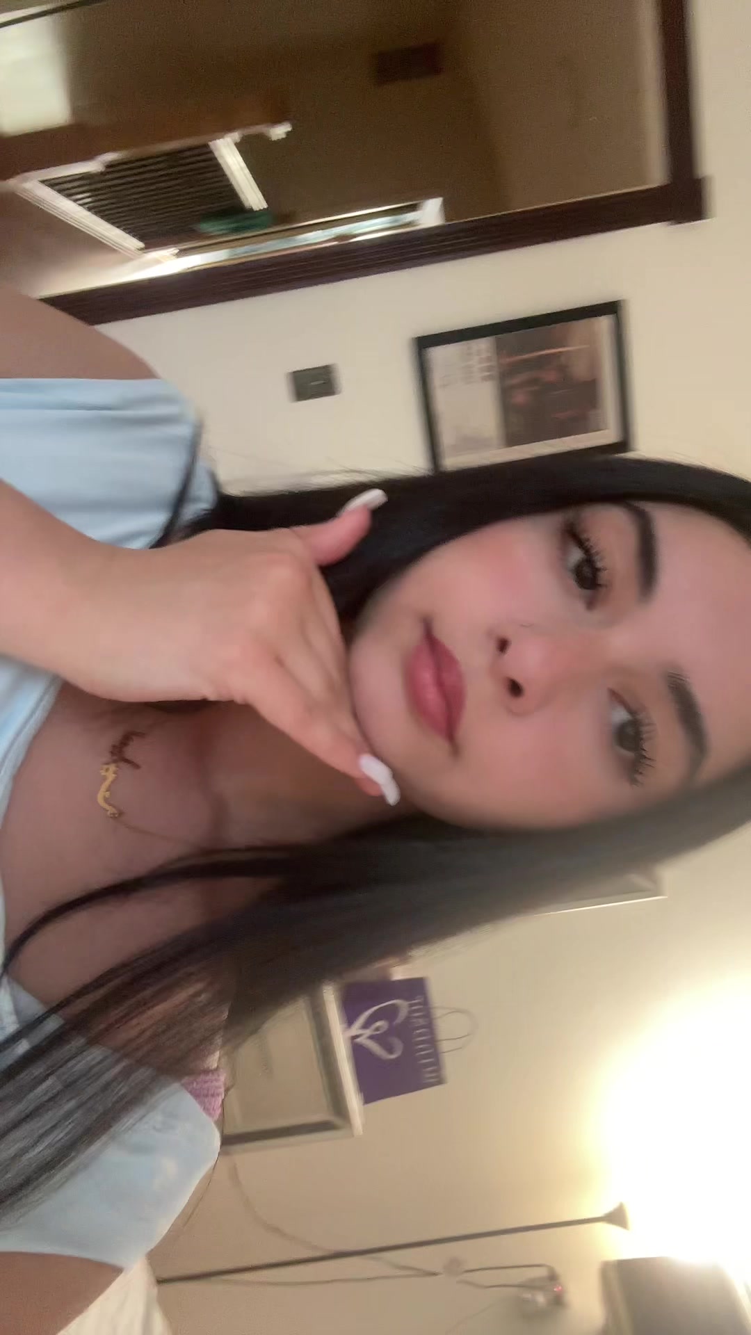 @selena