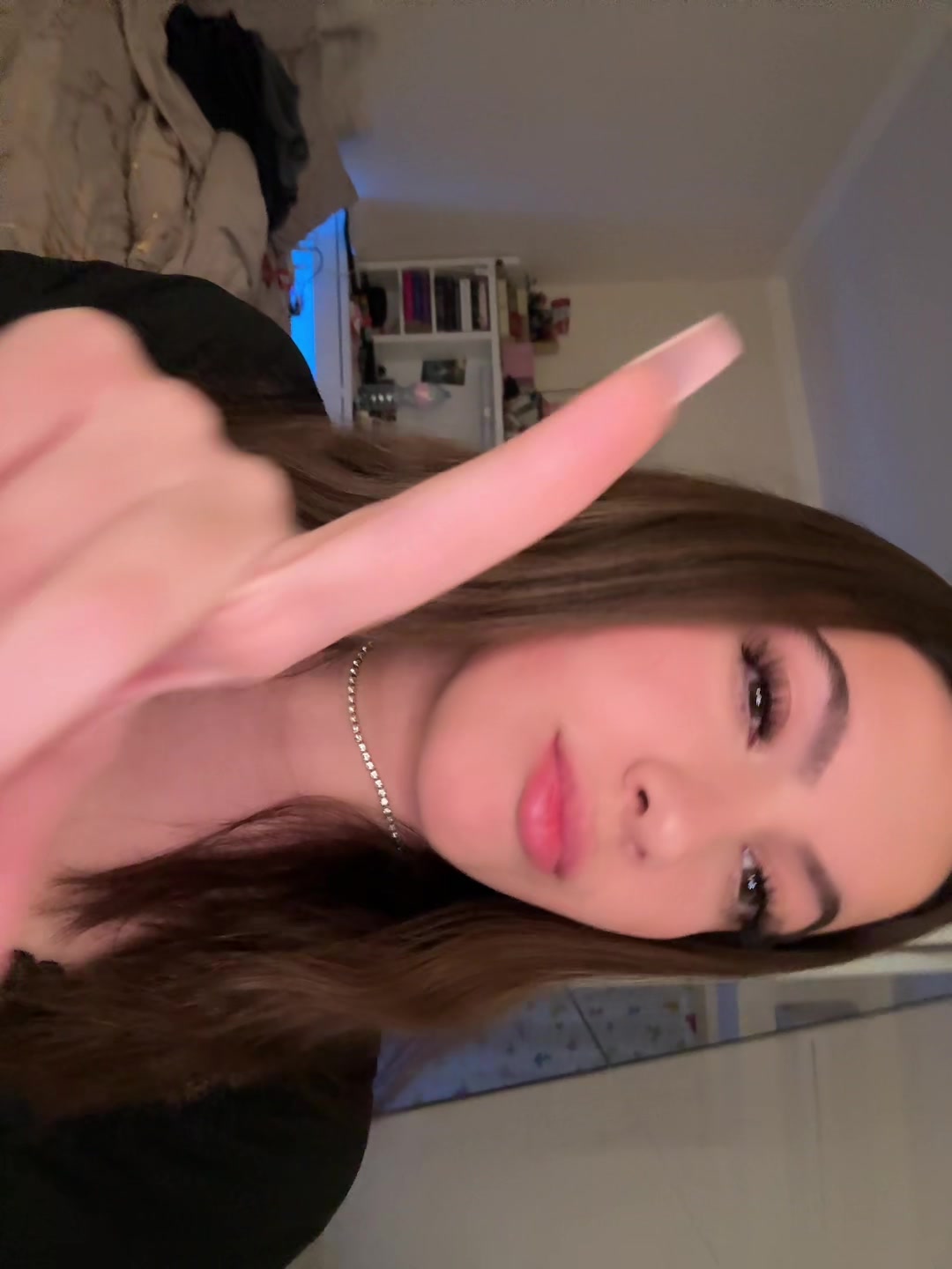 @𝓘𝓼𝓪💸