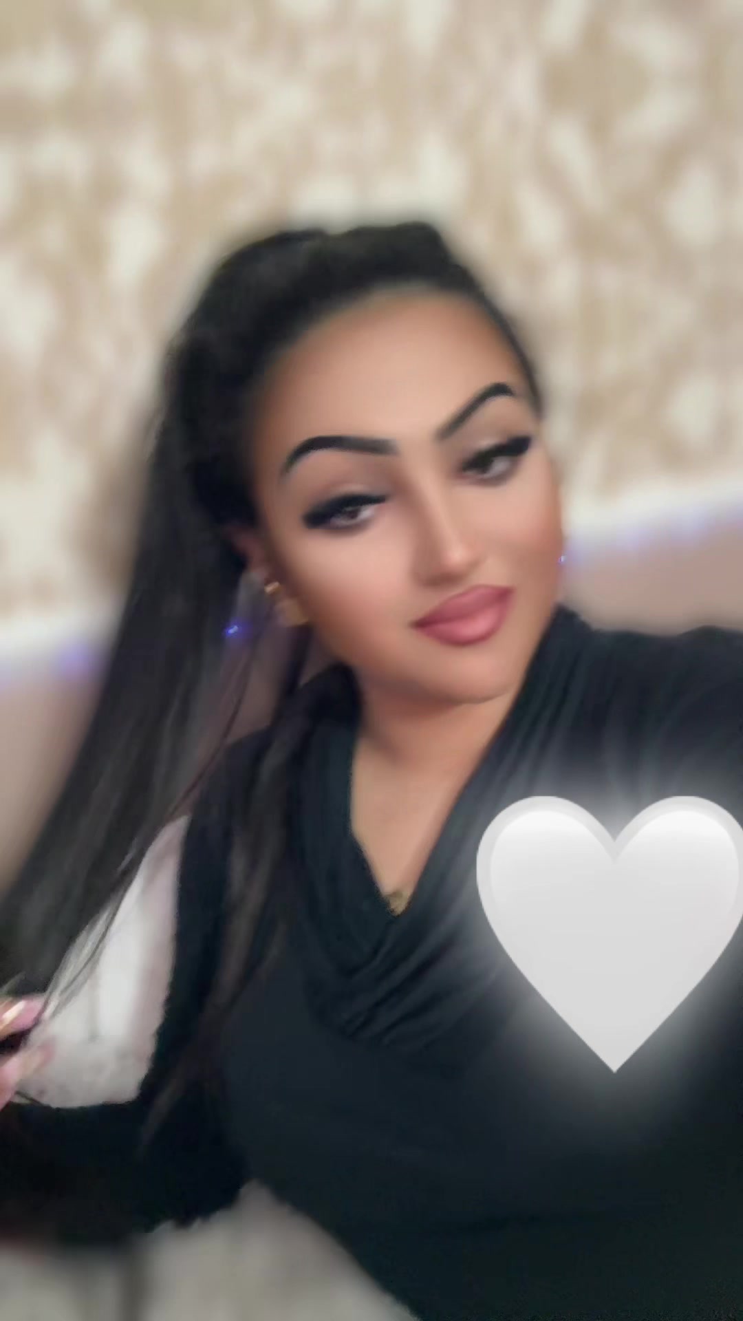 @Vivike007💋