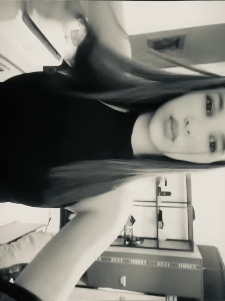 @niki