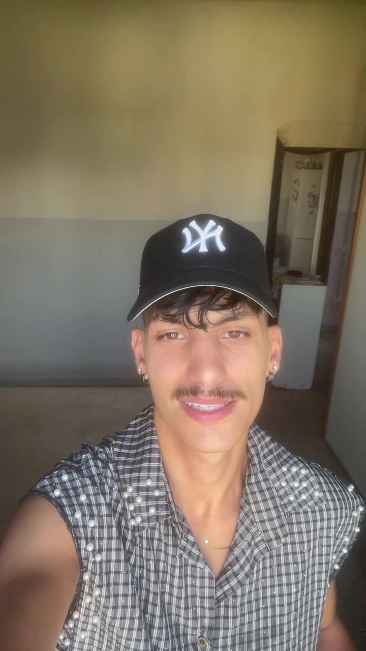 @Manueru