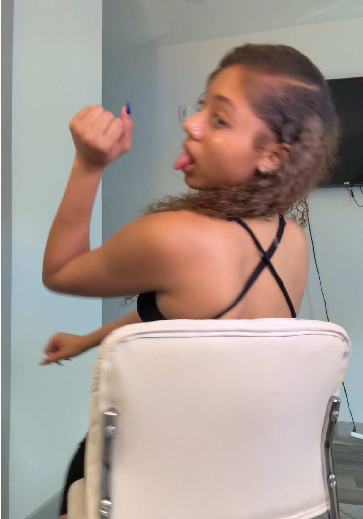 @niyahk