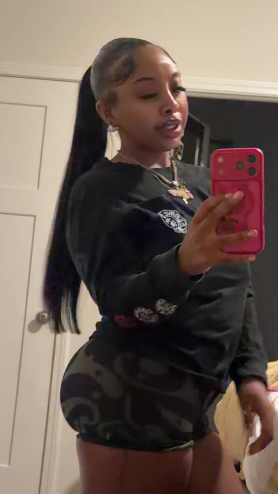 @kayara