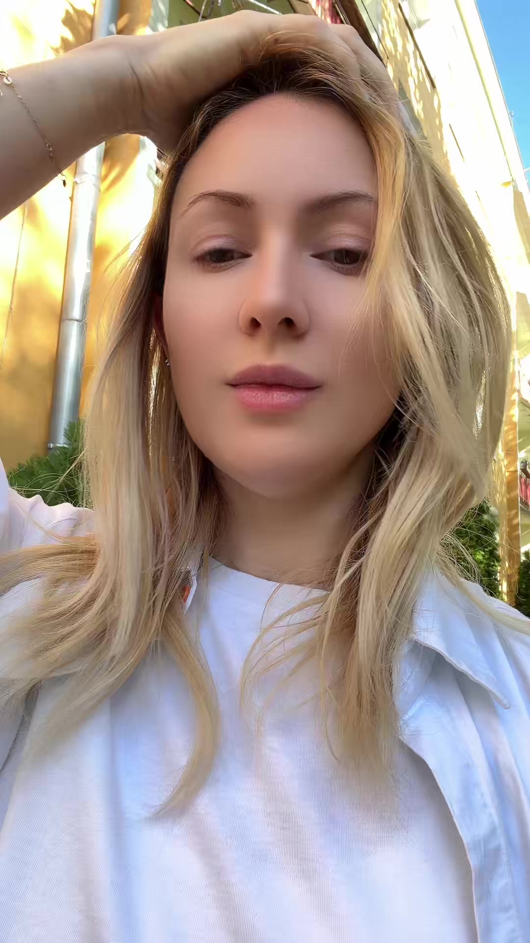 @Blonda