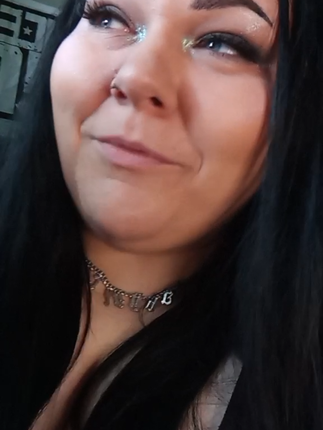 @Kakeface Karlee🖤