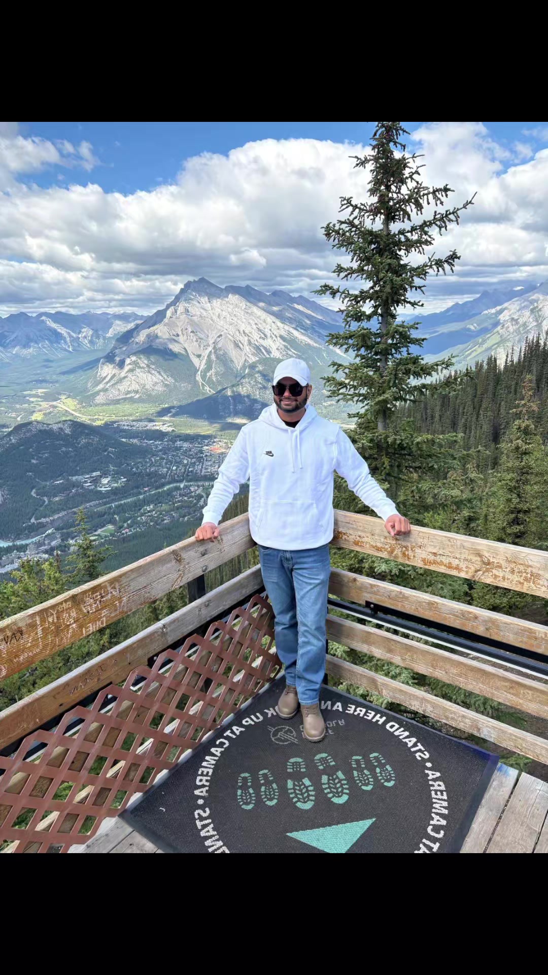 @Love🇨🇦Canada