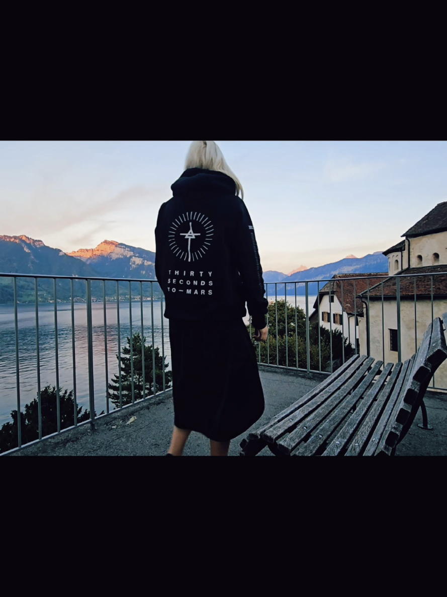 @Marika 🖤
