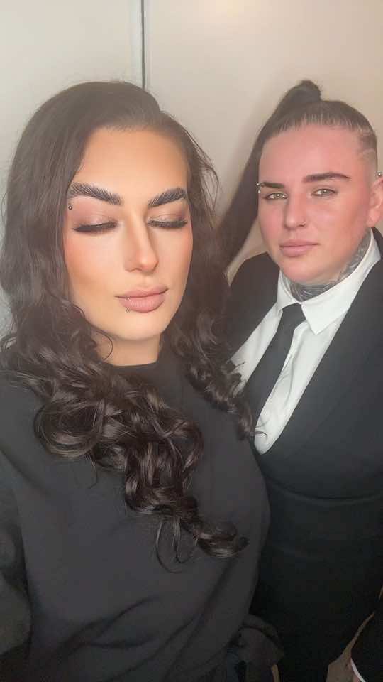 @Becka🤪🏳️🌈