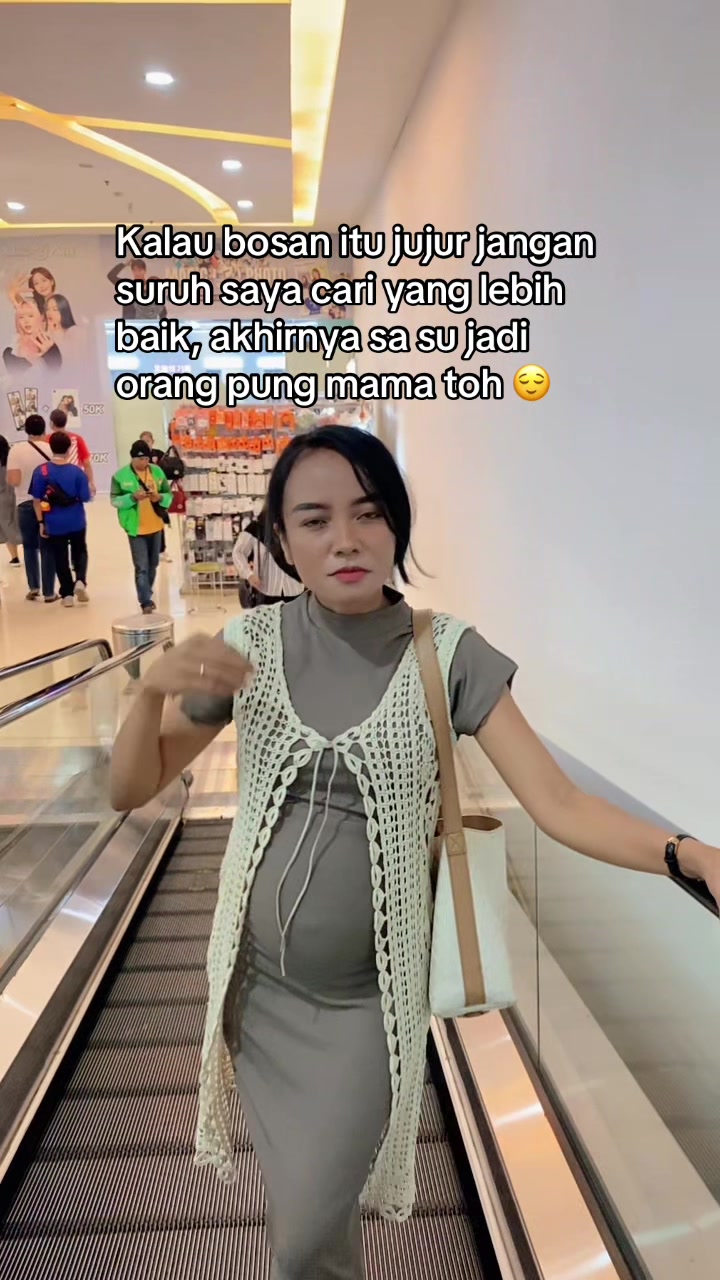 @ViviLau