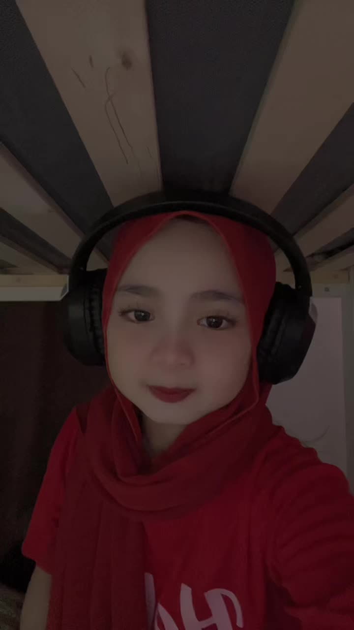 @Darling🫰🏻
