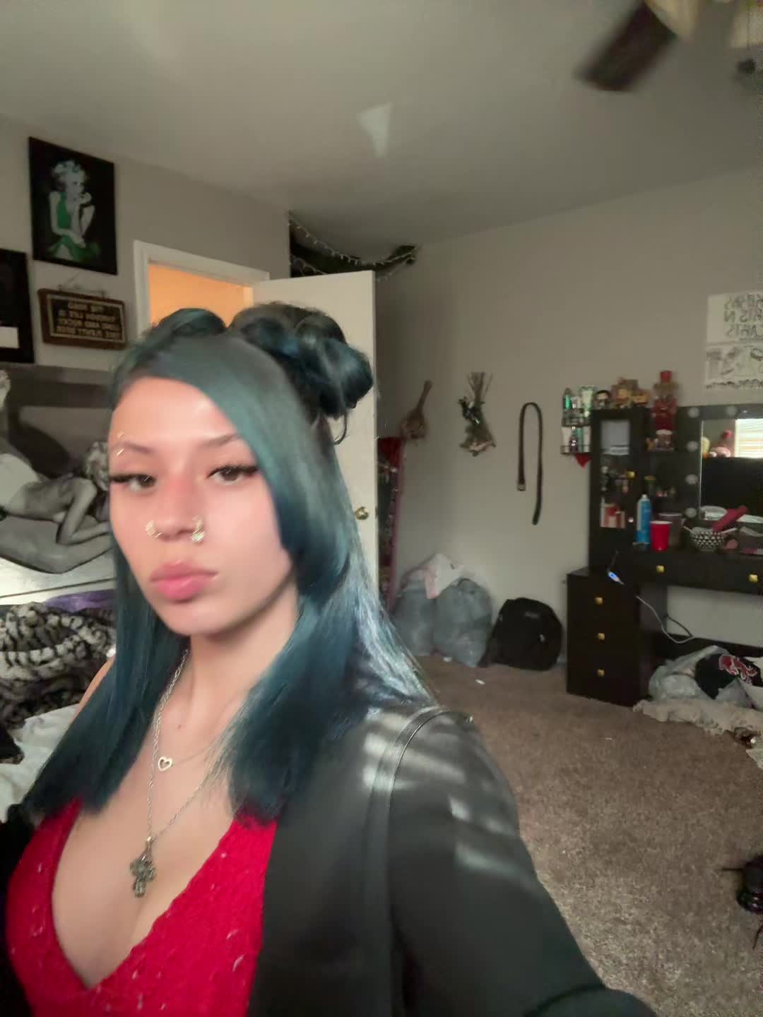 @🦇