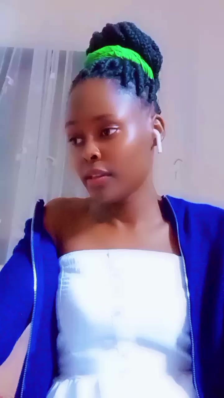 @(𝓥.𝓘.𝓥.𝓘.𝓐.𝓝✴️💙𝓛.𝓤.𝓧