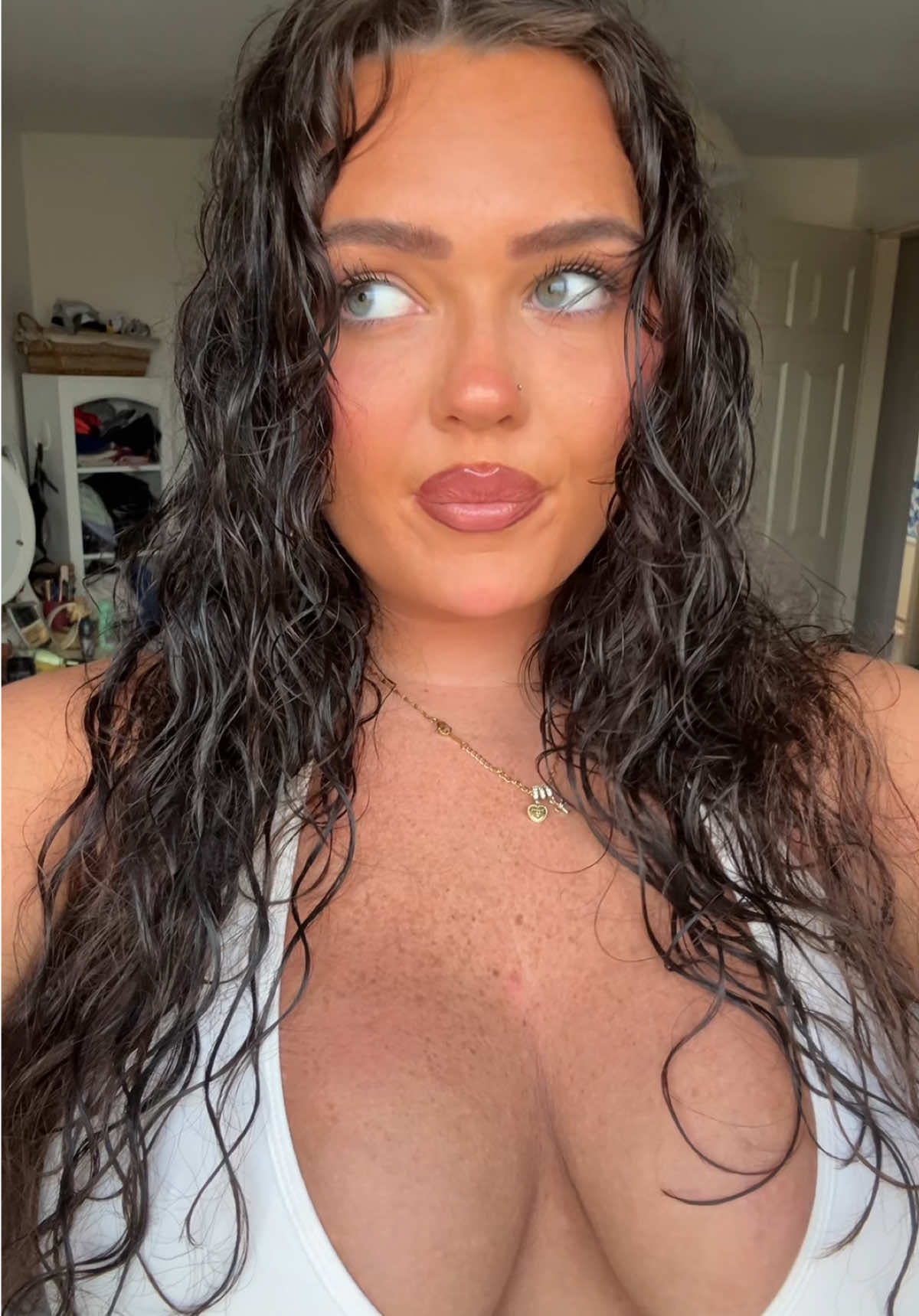 @robynborthwick_