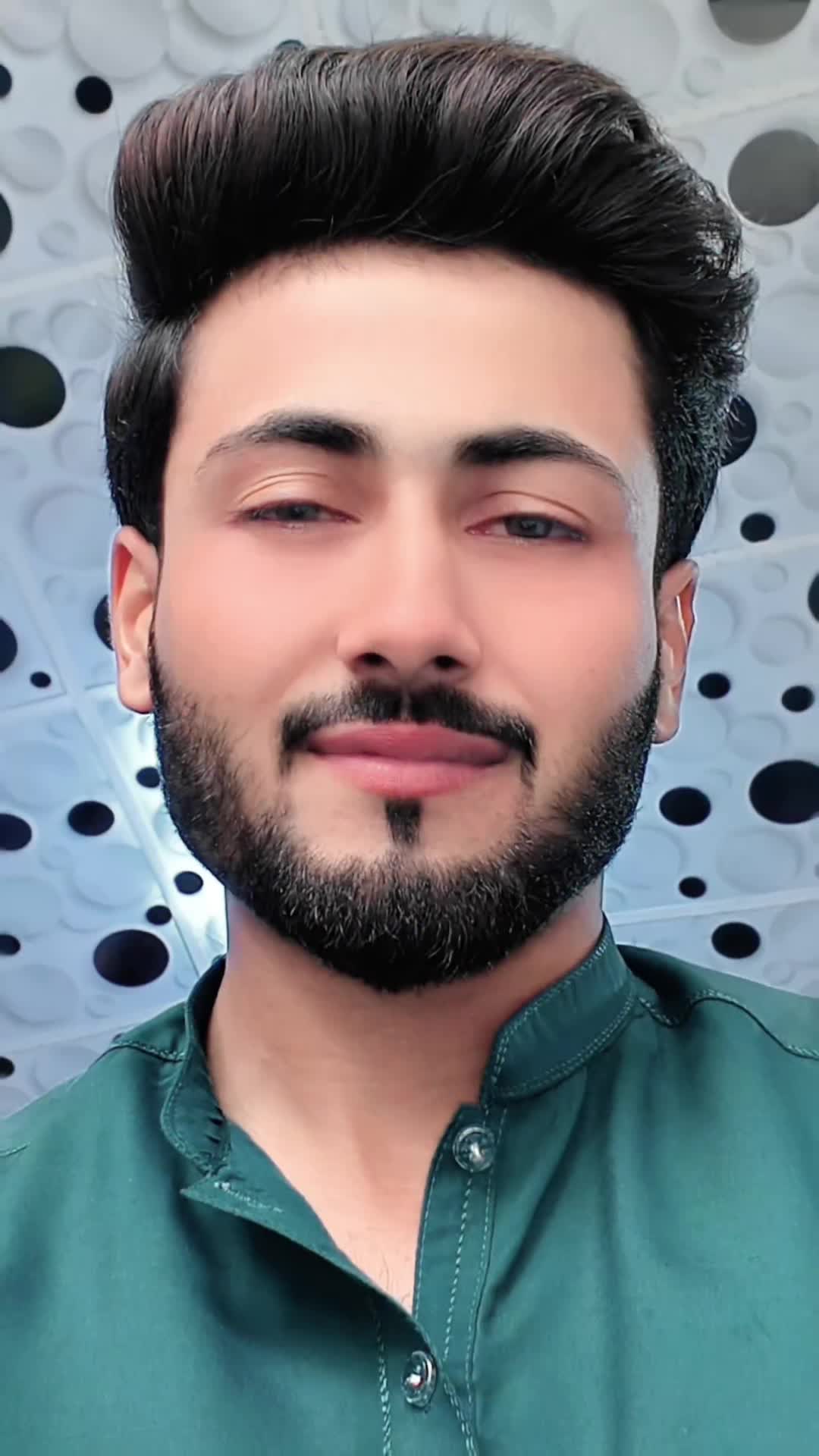 @11:11 🕊️🖤