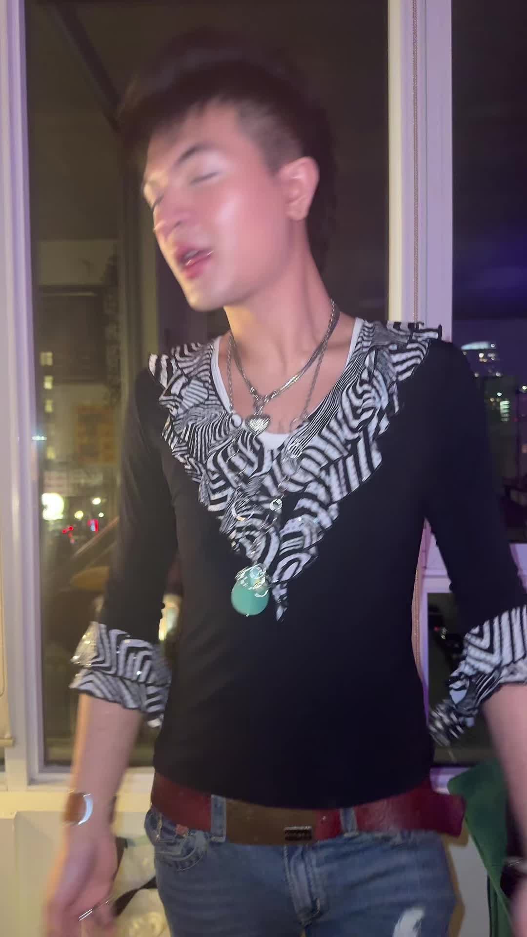 @Nico