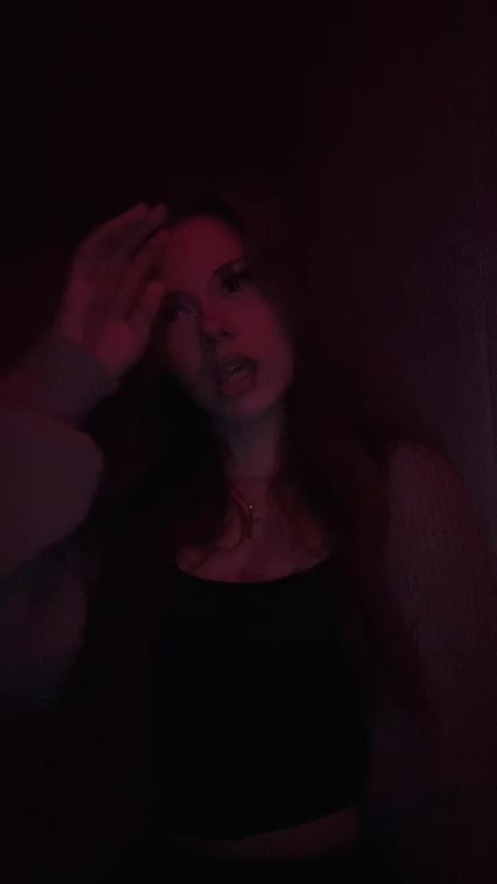 @nicole