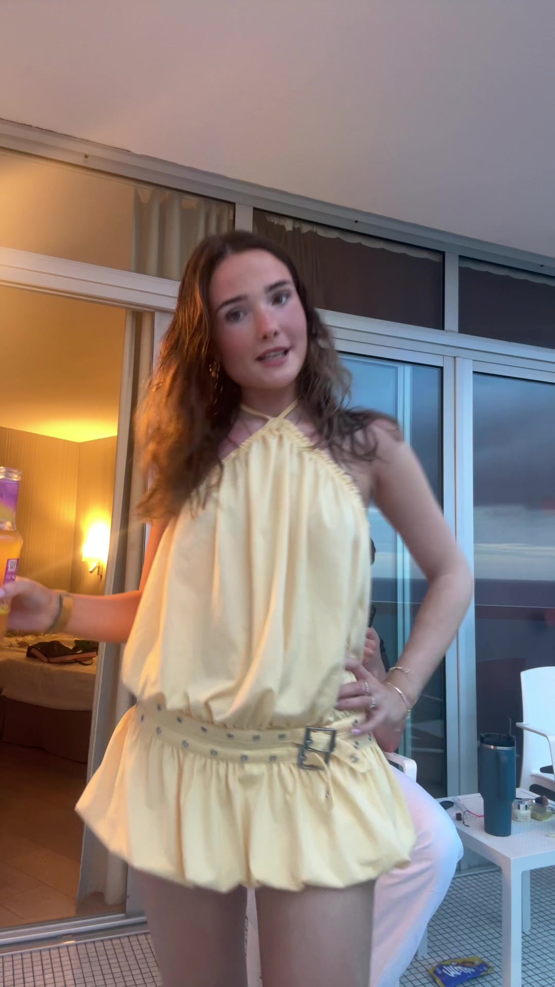 @taraheslin5