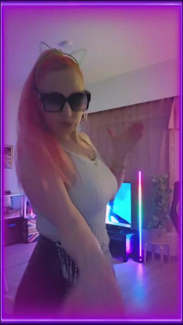@Miiuska