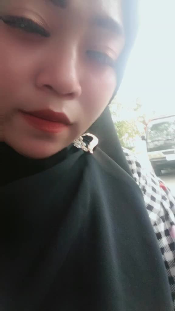 @emi cahyani