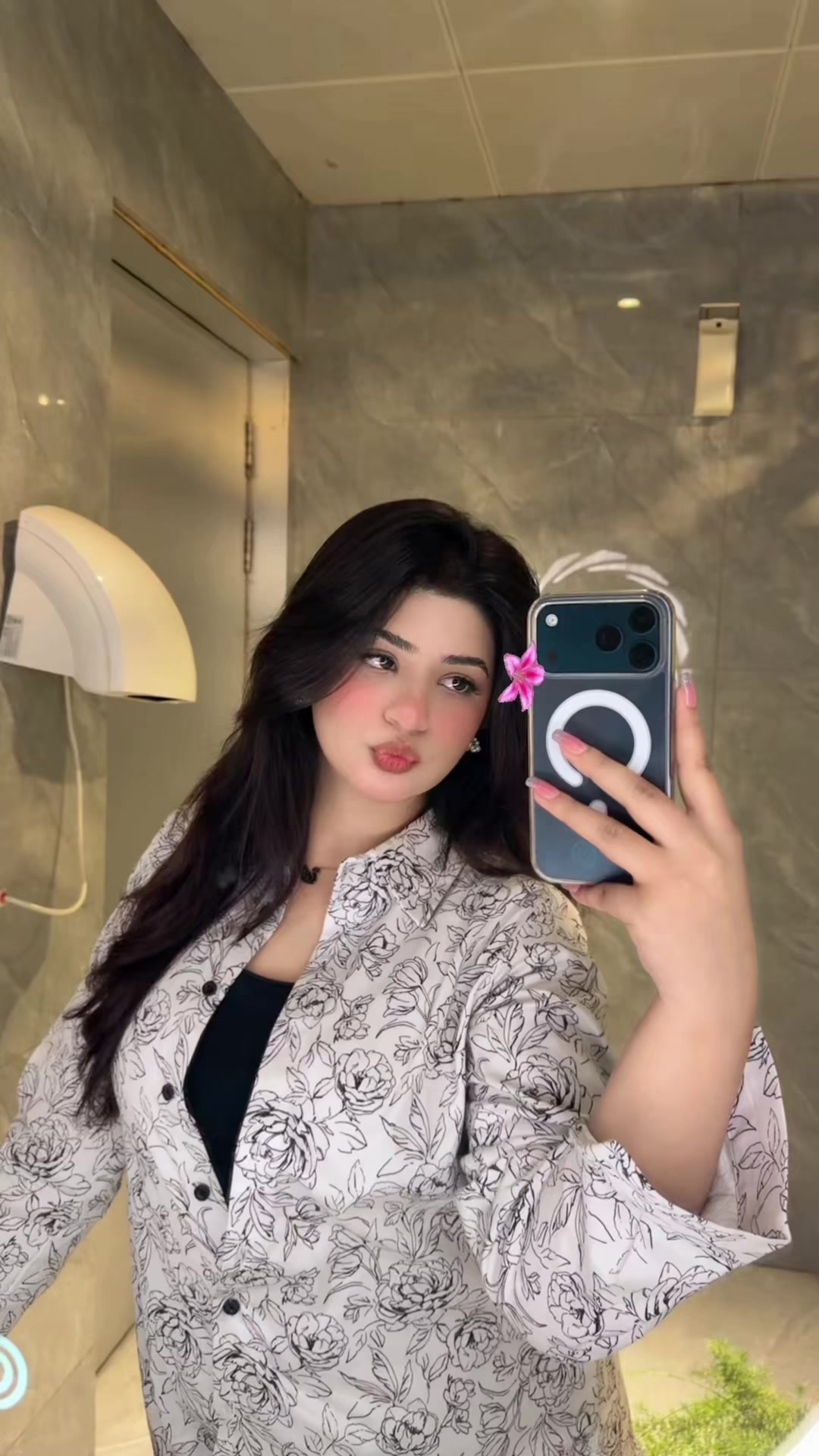 @Huda 🦉