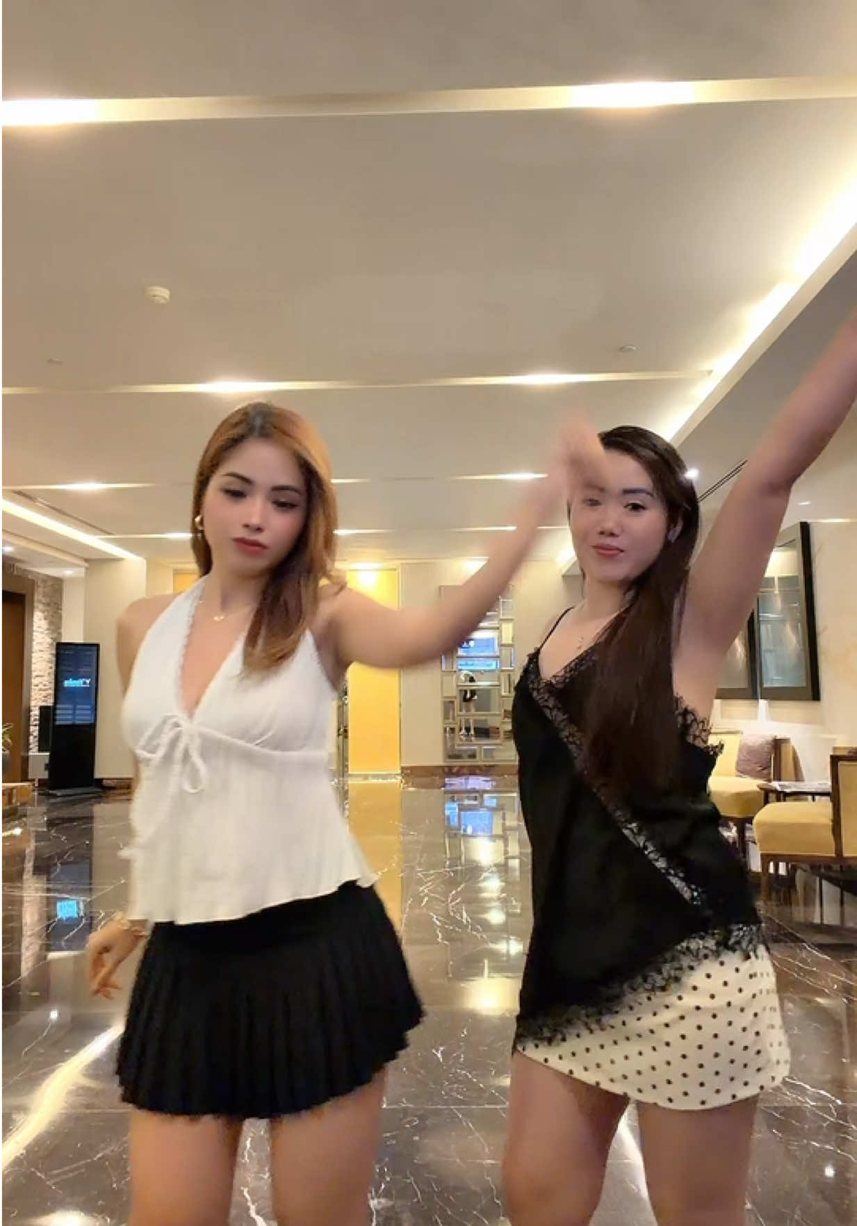 @๐ฃ๐๐ณ๐ณ๐๐ฅ ๐โโ.