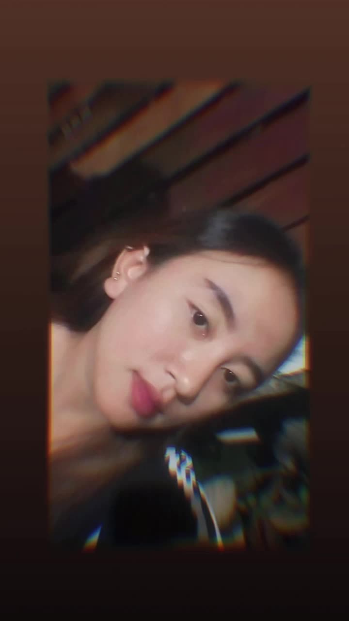 @viviiiii