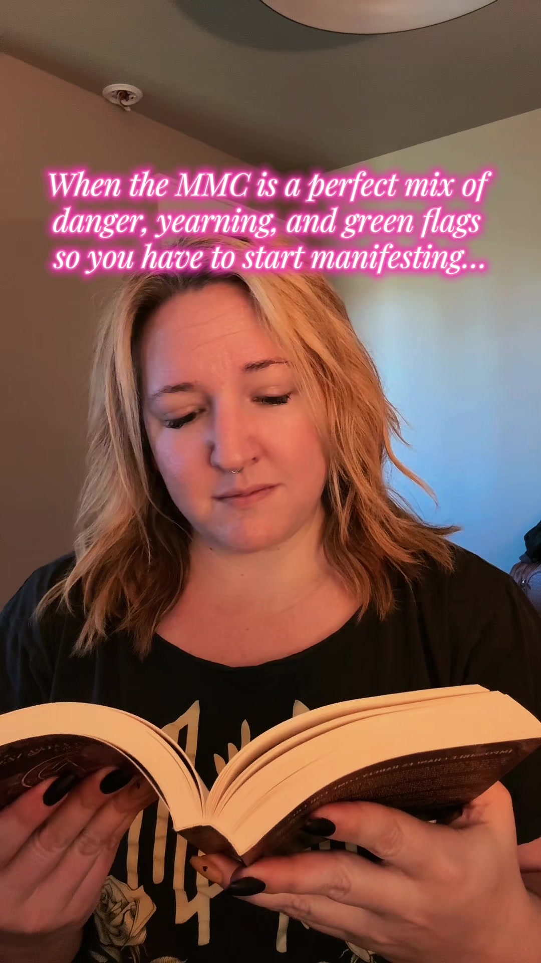 @Eden Apelbaum | Author📚 ✍🏼