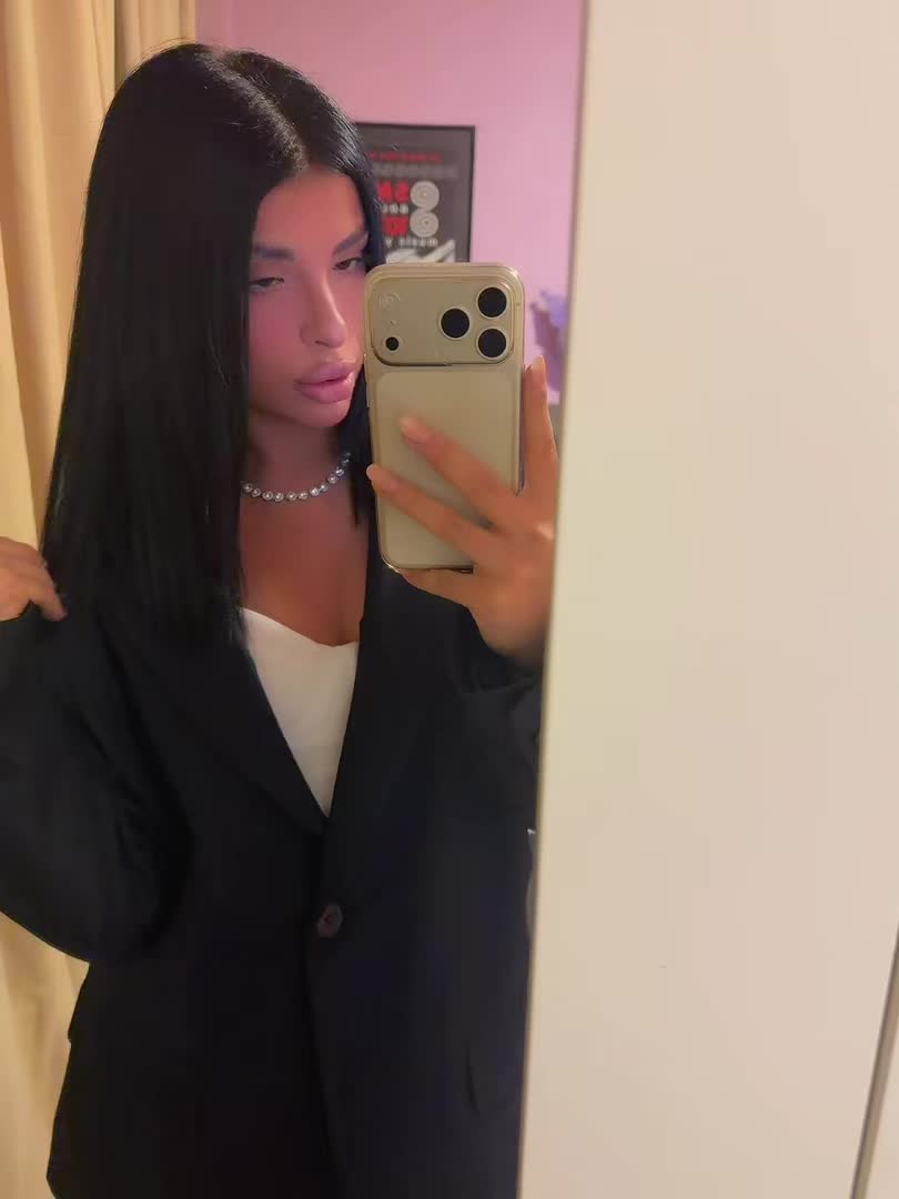 @simiondaniela