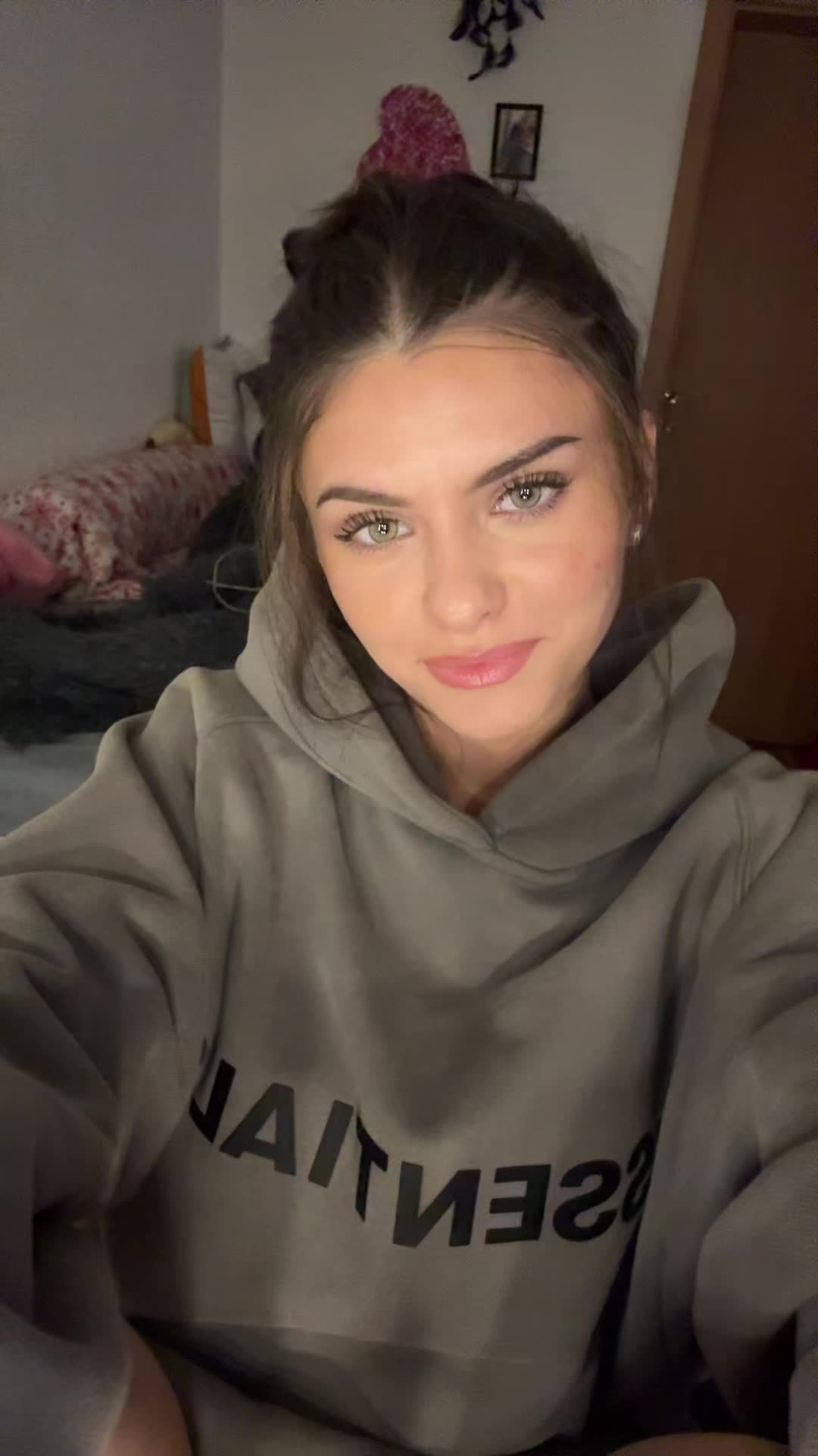 @𝐥𝐮𝐜𝐢𝐬
